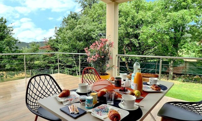 Saint-Julien-du-Serre Villa | A refined getaway in south Ardèche - comfort, elegance, unobstructed views