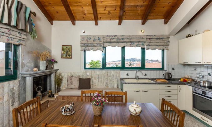 Lixouri Casa | A&S Seaside Maisonette