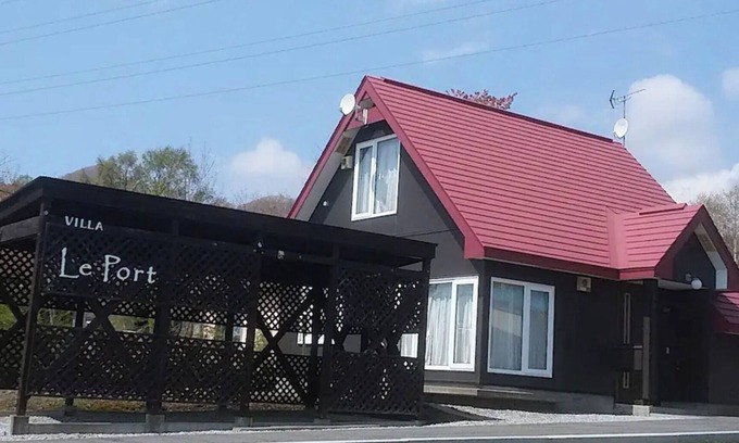 Toyako Casa | A safe building for sterilization and disinfection / Abuta-gun Hokkaidō