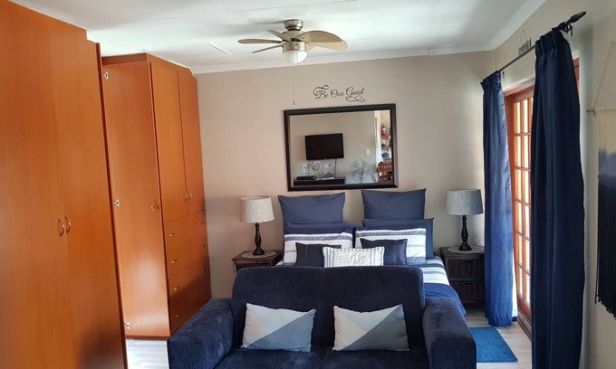 Centurion Apartamento | Un apartamento con cocina (a veces casa principal) situado en una finca de seguridad
