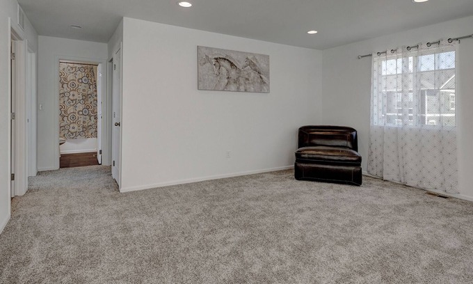 Watkins Casa | A single-family house in a beautiful and serene neighborhood