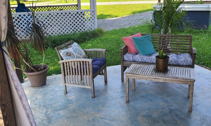 Ten Mile Cabaña | A slice of heaven,3 br cottage with boat dock,where you can fish,read,swim,relax