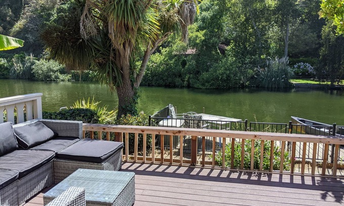 Capitola Casa | Un pedacito de cielo en el río en Capitola !!