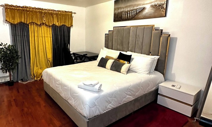 East Bronx Apartamento | a spacious 3 bedroom apartment in New York City