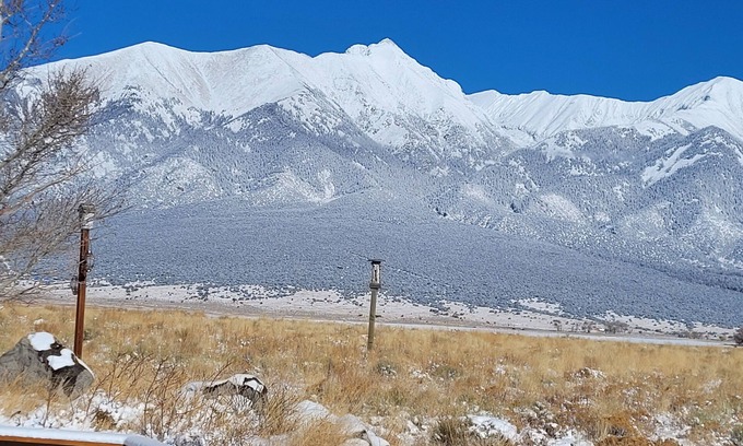 Blanca Cama Y Desayuno | A STUNNING OFF GRID PROPERTY, FORT GARLAND, CO Wild Wind Manor