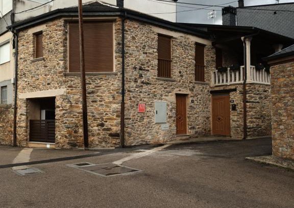 O Barco de Valdeorras Apartamento | A.T. El Rincón de los Sueños