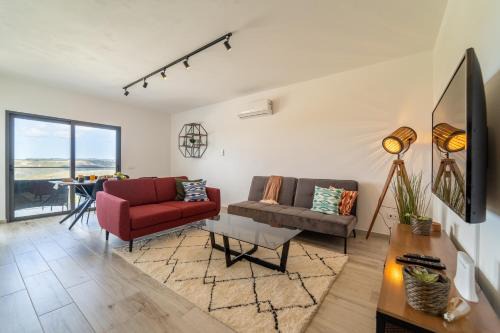 Espartal Apartamento | A TARAMBOLA - Walking distance to Monte Clerigo and Amoreira beaches