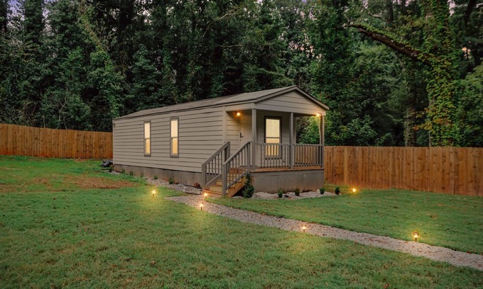 Atlanta Casa | A Tiny Escape - Minutes away from most ATL attractions