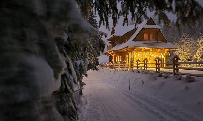 Rzepiska Casa | A traditional wooden highland house with an amazing view of the Tatra Mountains