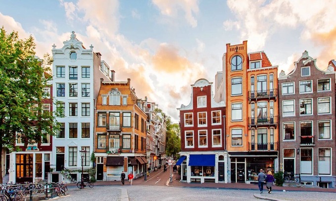 Eastern Docklands Apartamento | A Tranquil Haven near Amsterdam Canals