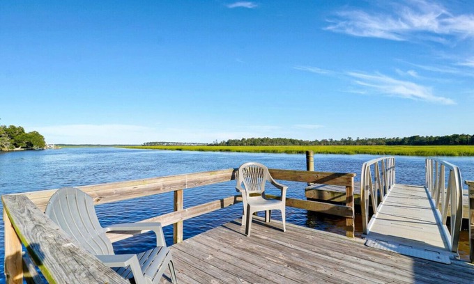 Ridgeland Casa | A True Nature Lover's Island Retreatw/Private Dock
