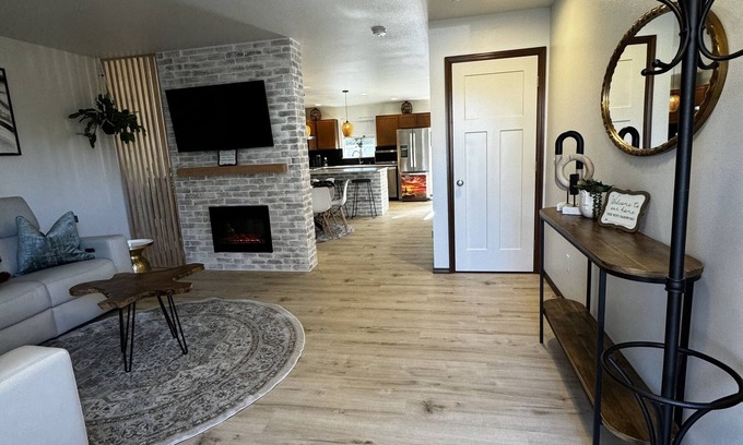 Everett Casa | A unique country styled home in the heart of the city.