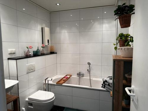 Laar Apartamento | A&V Apartments Wunderschöne Rheinblick Wohnung zum entspannen Apt Ela