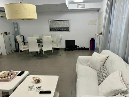 El Grau de Moncofa Villa | A villa 50 meters from the beach
