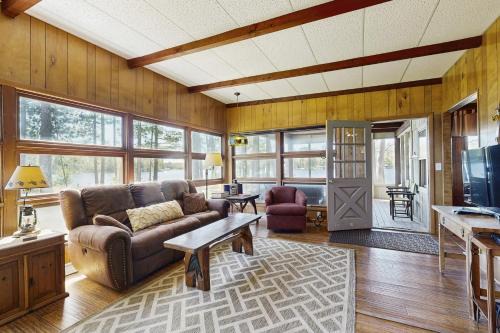 Eagle River Casa | A Voyageur View
