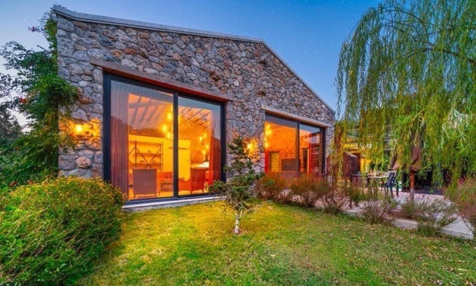 Kayakoy Otro | A wonderful farmhouse with historic views