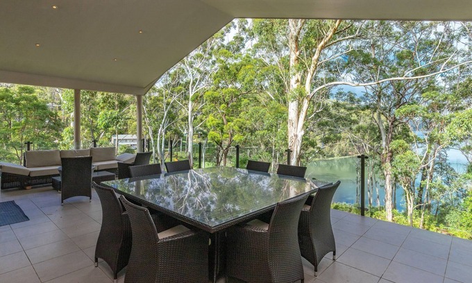 Smiths Lake Casa | A Yarraangunthi - Pacific Palms Holidays
