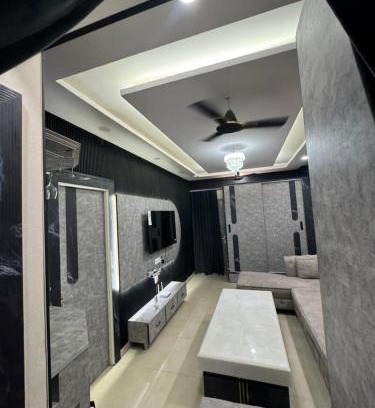 Karnal Apartamento | A5 tower flat number 708