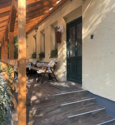 Abadszalok Apartamento | Abádi Major Kemencés Udvar