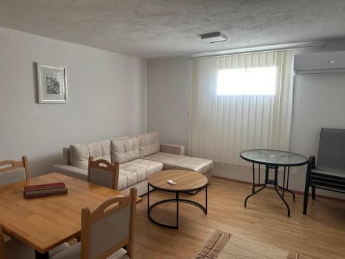 Konjic Apartamento | AB Apartmani Radešine