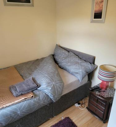 Northampton Casa | Abakwa white