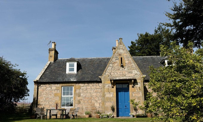 Forres Cabaña | Abbotshill, Dalvey Estate - a rural that sleeps 8 guests in 3 bedrooms