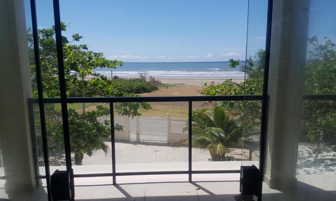 Itanhaem Apartamento | AbeQuar apartamentos beira-mar para temporada