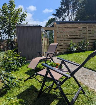 Penparcau Otro | Aberystwyth holiday village walking distance to beach, town great outside space parking next to property