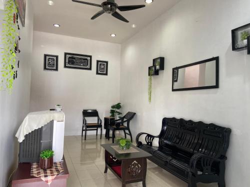 Bandar Mutiara Casa | Abg Long Fadhil Homestay