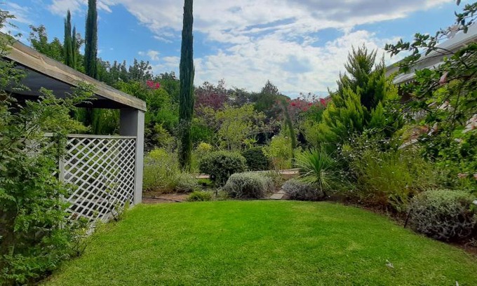 Montagu Casa | Abigail's Garden Cottage