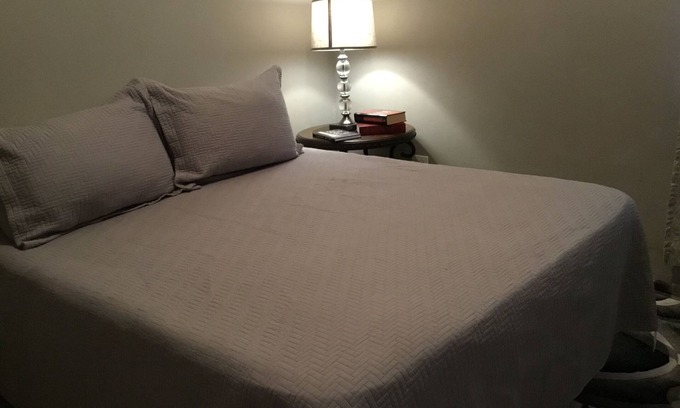 Road Town Apartamento | Abigail's Spectacular Apt