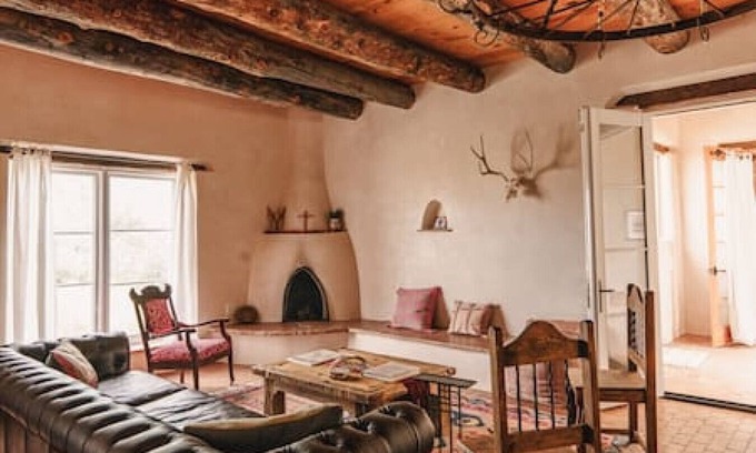 El Rito Casa | Abiquiu Adobe in Georgia O'Keeffe Country