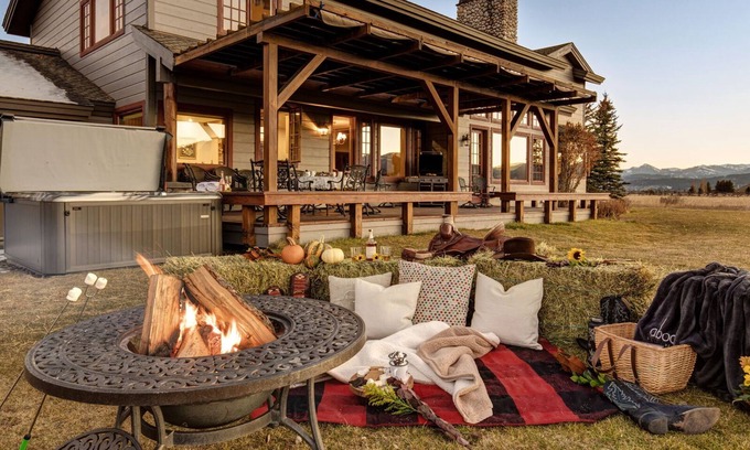 South Park Casa | Abode at A Bright Star | Sprawling Ranch Estate | Hot Tub, Privacy & Teton Views