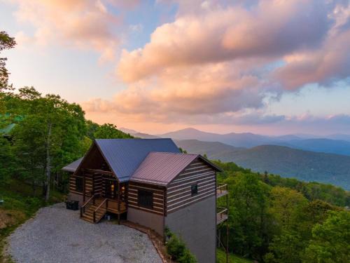 Boone Casa | Above and Beyond