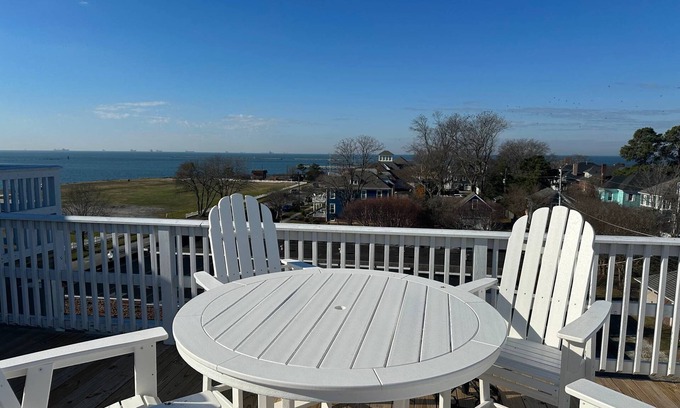 Cape Charles Condominio | Above it All | Chesapeake Properties