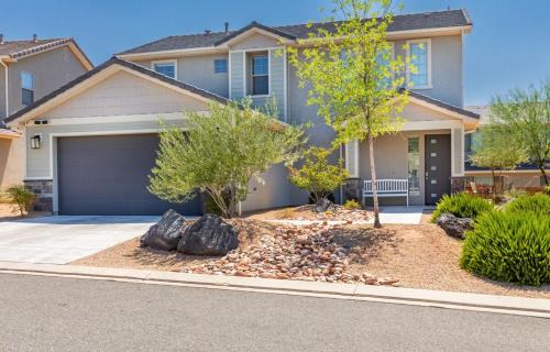 Sienna Hills Casa | Above Parr - Pet Friendly New Listing