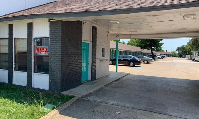 South Arlington Apartamento | Abram Inn - Arlington