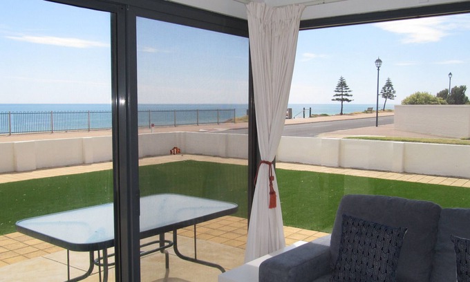 Somerton Park Apartamento | Absoluta frente a la playa!