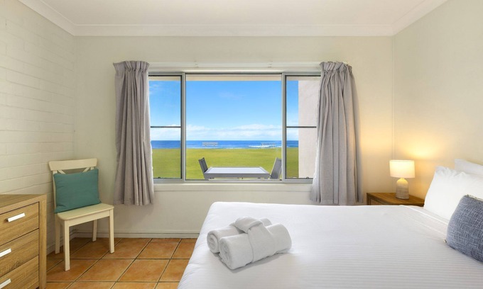 North Creek Apartamento | Absolute Beachfront Apartments 2B