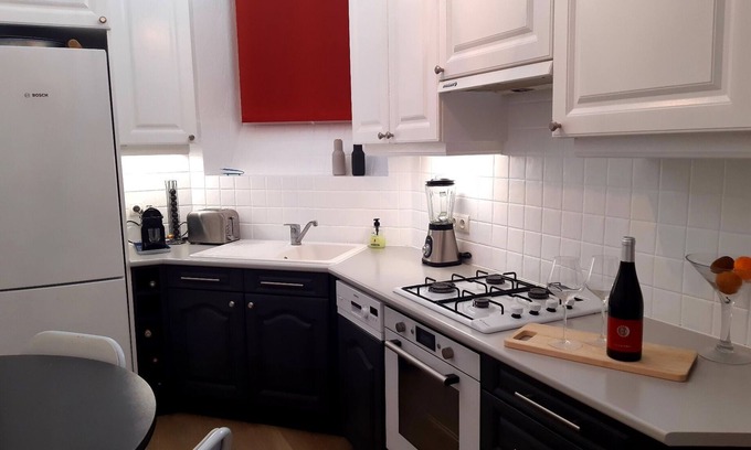 Riou - Petit Juas - Av de Grasse Apartamento | Absolute calm, garden and parking in the center of Cannes!