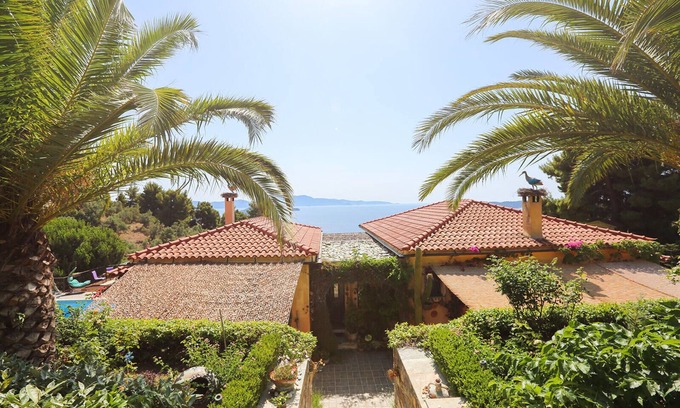 Achladies Apartamento | Apartamento "Pájaros" con vista al mar en la mejor ubicación de Luxury Villa Stratos Skiathos