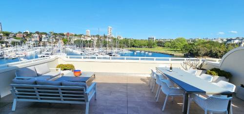 Elizabeth Bay Apartamento | Absolute Waterfront with Oversized Private Terrace