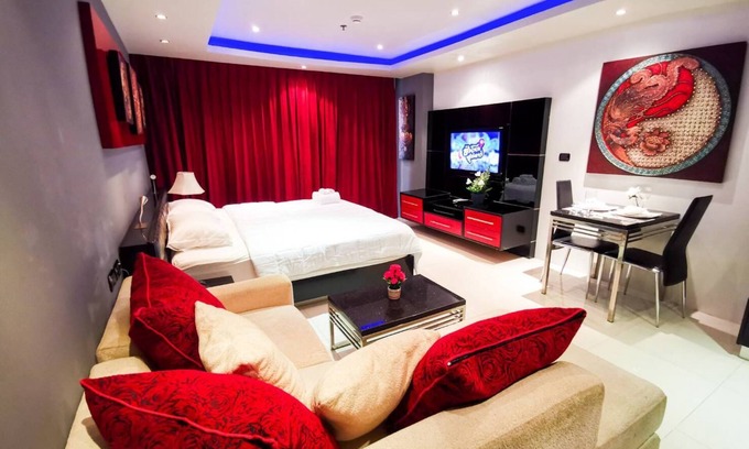 Patong Cabina | Absolute Bangla Suites