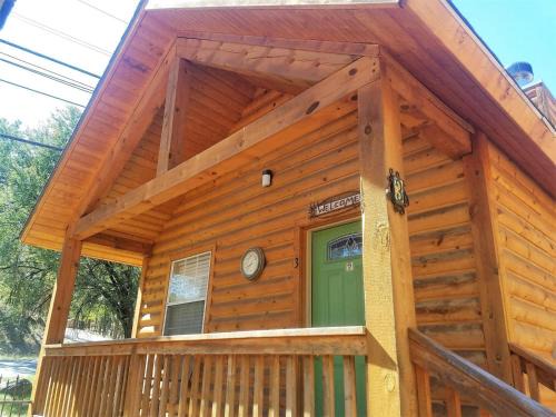 Ruidoso Casa | AC - #3 Western Cabin