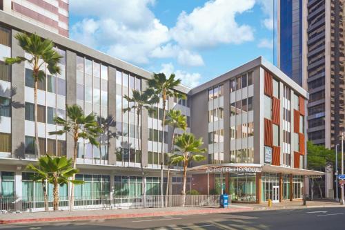 Downtown Honolulu Hotel | AC Hotel by Marriott Honolulu