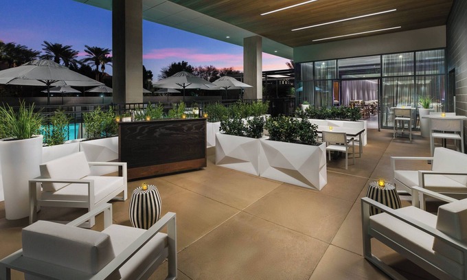 Paradise Valley Village Hotel | AC Hotel by Marriott Scottsdale North