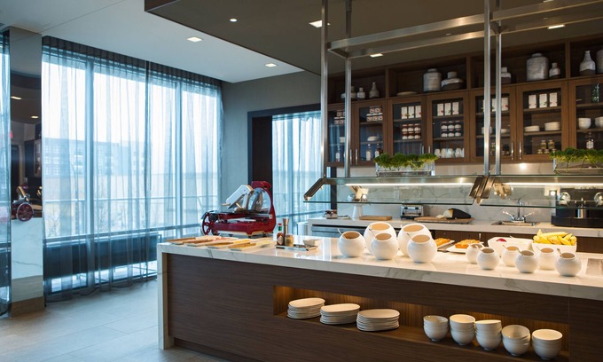 Wetherington Hotel | AC Hotel by Marriott Cincinnati at Liberty Center