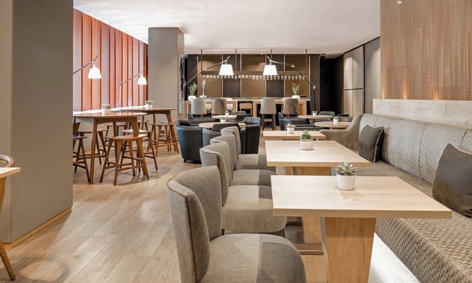 Logroño Hotel | AC Hotel La Rioja by Marriott