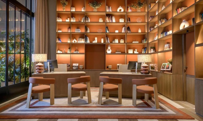 Recoletos Hotel | AC Hotel Recoletos by Marriott