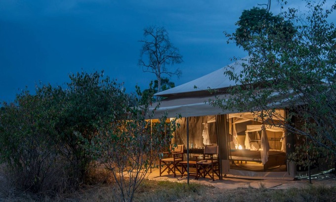 Sinoni Otro | Acacia Migration Camp Ndutu
